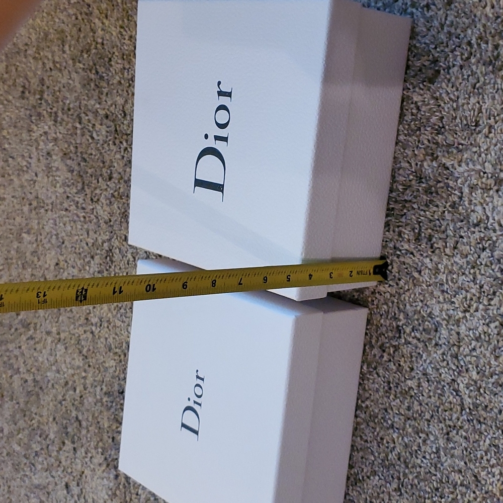 Gift Boxes - image 3